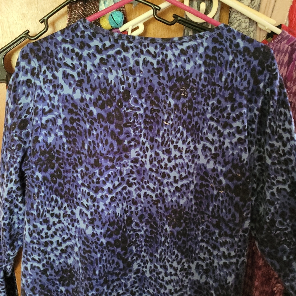 Tee - Picture 2 of 6